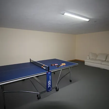 Будинок відпочинку Acquamarina - 5 Bedroom, Water Front